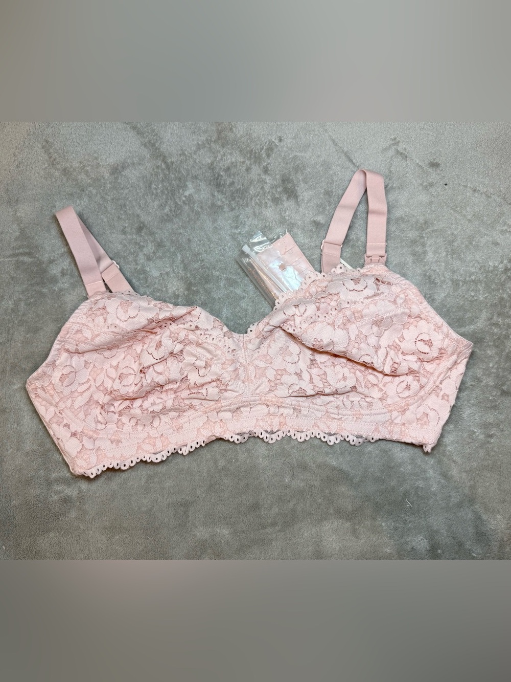 Momanda Lace Nursing and Pumping Bra 38C Blush Pink NWT